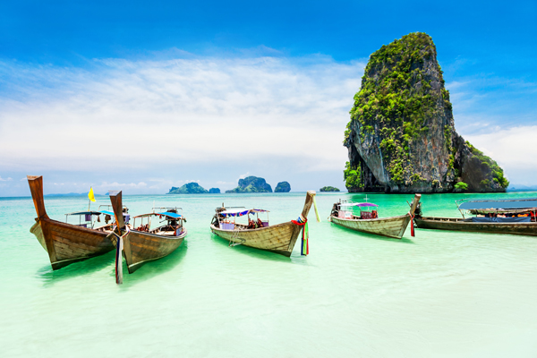 普吉是世界知名的熱帶觀光勝地，為泰國觀光吸引了不少人潮。(圖片來源／vacanze）