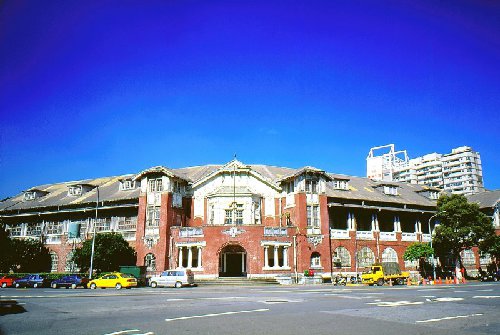臺灣鐵路管理局舊舍。（圖片來源／boch）