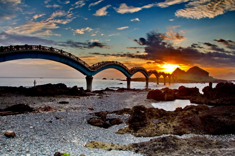 三仙台跨海拱橋。(圖片來源／東部海岸國家風景區管理處）