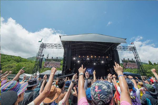 Fujirock富士搖滾音樂祭在山中舉辦，怎麼嗨都不怕。（圖片來源／Fuji Rock festival）