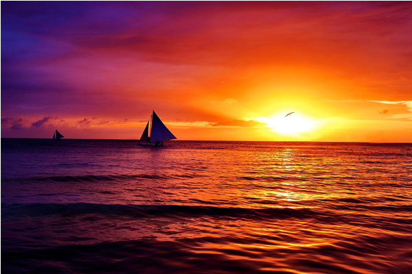 長灘島夕陽是攝影愛好者追逐的美麗景色。（圖片來源／tx.english-ch）