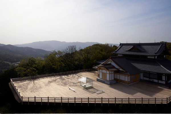 在将軍塚青龍殿平台能夠将京都景色盡收眼底。（圖片來源／tokujin）