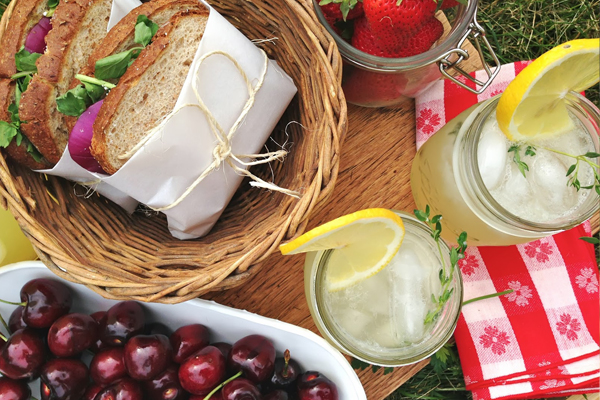 盡量以方便攜帶的食物為優先考量。(圖片來源／truelemon）