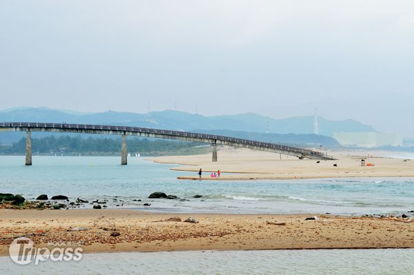 福隆海水浴場。(圖片提供／墨刻出版社）