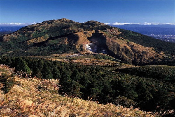 陽明山國家公園的火山口。（圖片來源／陽明山國家公園 ）
