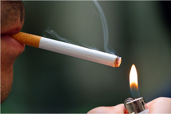 行政院召開跨部會議，修訂免稅菸品相關規定。（圖片來源／natureworldnews）