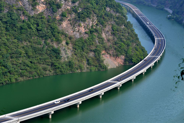 中國最美水上公路完工通車。（圖片來源／gate.sinovision）