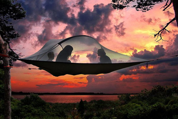 Tentsile懸吊式帳棚，給人新奇有趣的露營體驗。（圖片來源／Tentsile）