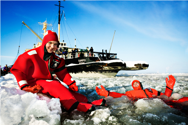 破冰船以及漂浮冰海體驗。（圖片來源／visitfinland）