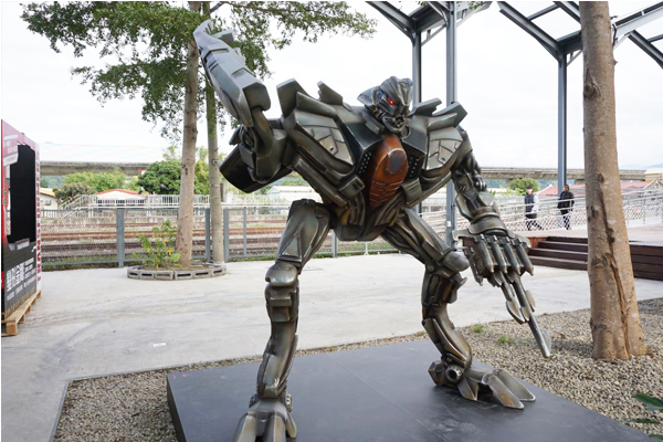 園區內有許多機器人展示。（圖片來源／新竹縣政府全球資訊網）