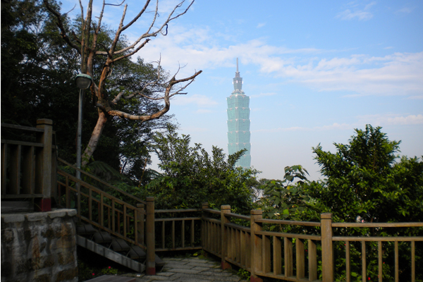 象山步道-市療平台。（圖片來源／台北市大地處）