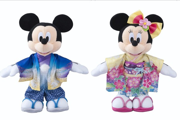 新年限定商品米奇米妮和服玩偶。(圖片來源／Tokyo Disney Resort)