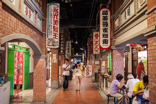 寶島時代村打造台灣早期的生活風景。(圖片來源／寶島時代村）