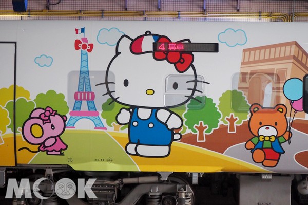 浪漫花都躍上Hello  Kitty太魯閣號彩繪列車。(攝影／MOOK景點家張盈盈)