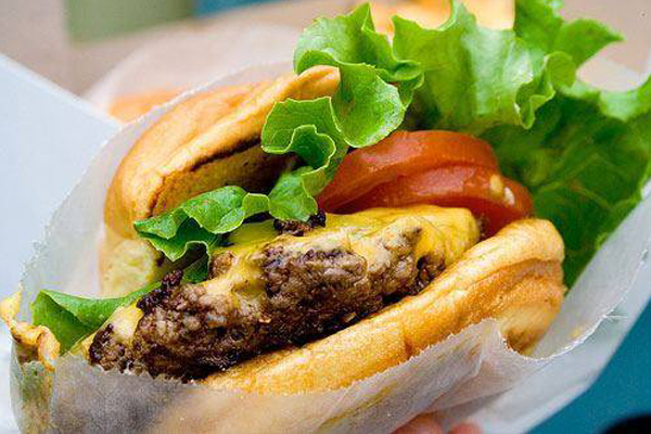 Shake Shack為紐約的人氣漢堡品牌。（圖片來源／SHAKE SHACK TOKYO）