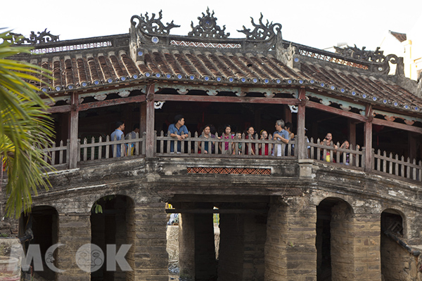 會安古宅中有許多迷人的角落非常值得留下倩影。(圖片提供／年代旅遊 )