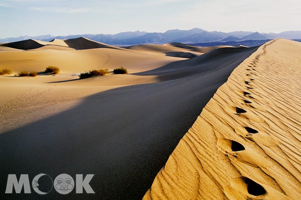 死谷國家公園的特色是低於海平面且高溫乾燥。(攝影、圖片提供／郭育任)