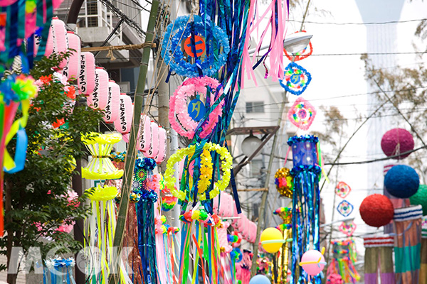 熱鬧和浪漫的河童橋本大道被當地人比喻為「銀河」。（圖片提供／樂天旅遊）