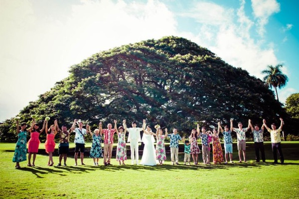 在大樹下結婚也被視為幸福的象徵。（圖片來源／his-wedding）