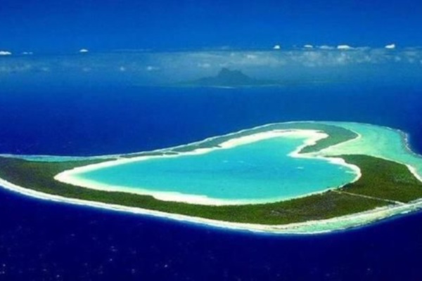 圖帕伊島就像是一個愛心圖案。（圖片來源／zexy.net）