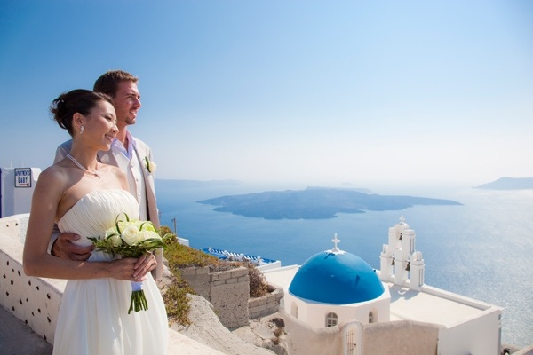 聖托里尼可以享受整片愛琴海美景。（圖片來源／his-wedding）