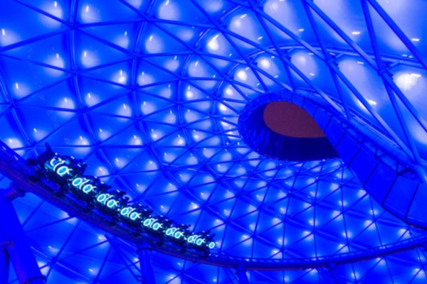 創極速光輪是上海迪士尼最驚險刺激的遊樂設施。（圖片來源／上海迪士尼樂園）