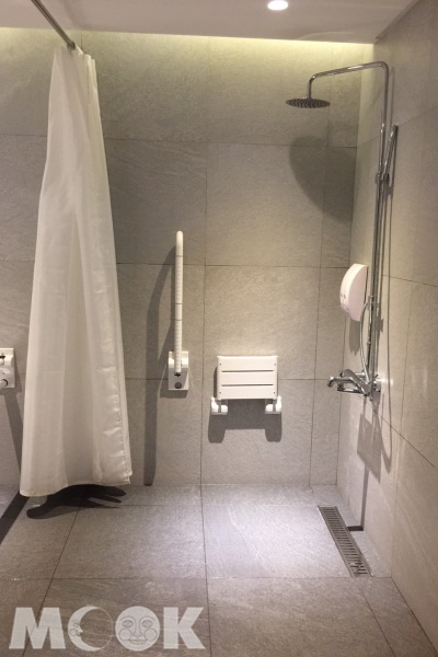 桃園機場有24小時免費淋浴室。（攝影／MOOK景點家陳致宇）