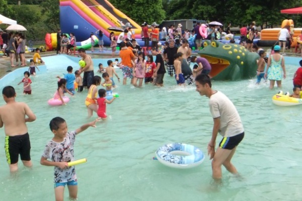 水里親水公園是消暑的最佳去處。（圖片來源∕水里玩水節）