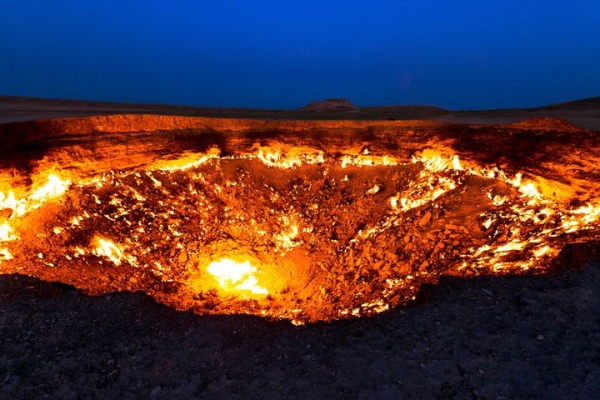 達瓦札被稱為地獄之門。（圖片來源／pixta）