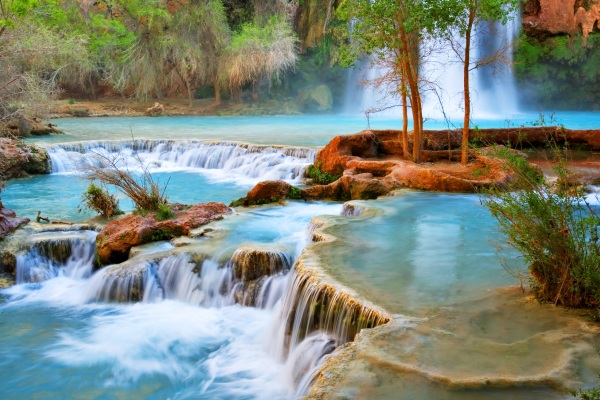 瓦蘇瀑布的美麗景致最令人驚嘆。（圖片來源／dzzyn