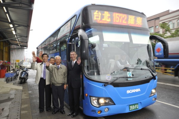 國道客運業者加班次可開直達童玩節會場。（圖片來源／宜蘭縣礁溪鄉公所）