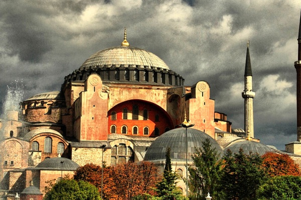 聖索菲亞大教堂是位於伊斯坦堡的宗教建築。(圖片來源／newpost）