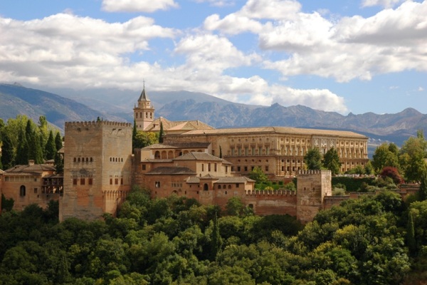 阿爾罕布拉宮是位於西班牙南部的古代清真寺。(圖片來源／deitchman）