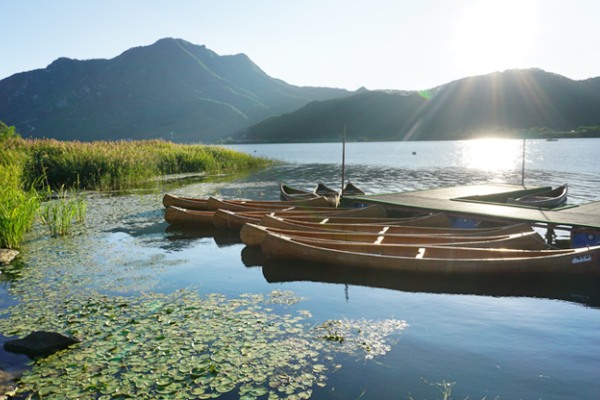 也可以在衣岩湖進行的獨木舟之旅。（圖片來源／韓國觀光公社）
