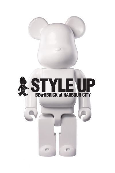 獨一無二的小熊BE@RBRIC將在「Style Up」由各品牌設計打造。（圖片提供／海港城）