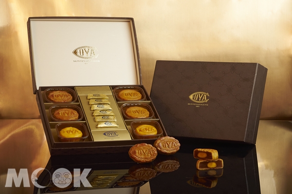 COVA中秋限量『摘月月餅金磚禮盒』月餅結合招牌占杜亞金磚巧克力，是中西合璧的組合。每盒售價NT$1580。(圖片提供／COVA）