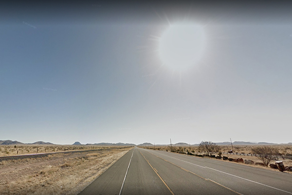 德州南部的沙漠公路 (圖片來源／Google街景)