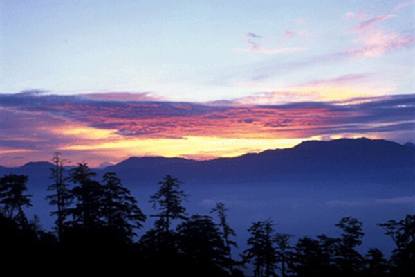 大塔山頂觀日出 (圖片來源／阿里山國家風景區)