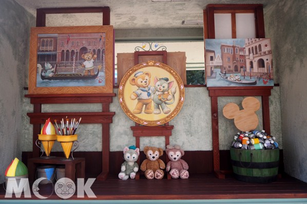 「傑拉多尼行動畫廊」展示傑拉多尼的畫作與心愛的畫具。　(攝影／MOOK景點家張盈盈)