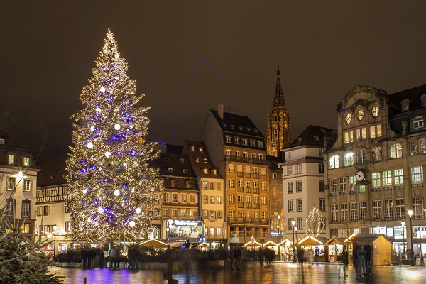 歐洲最古老的史特拉斯堡聖誕市集 (圖片來源／Atout France/Strasbourg)