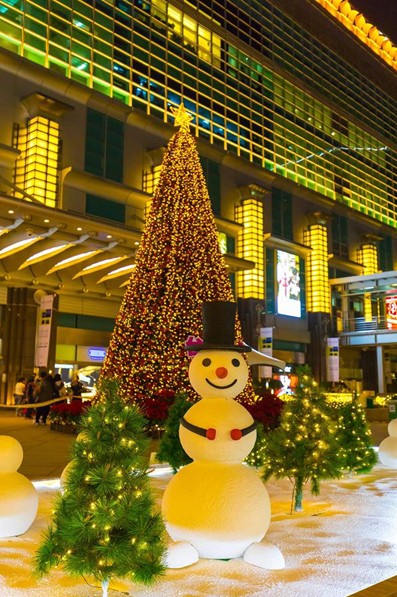 雪人與聖誕樹。(圖片來源／台北市政府)