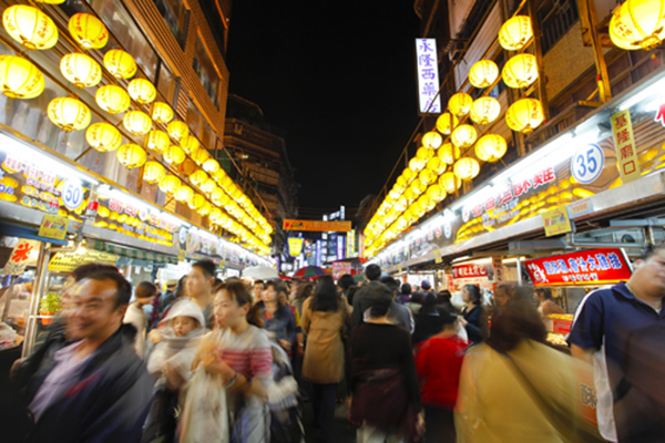 台灣最著名美食夜市 (圖片來源／交通部觀光局)