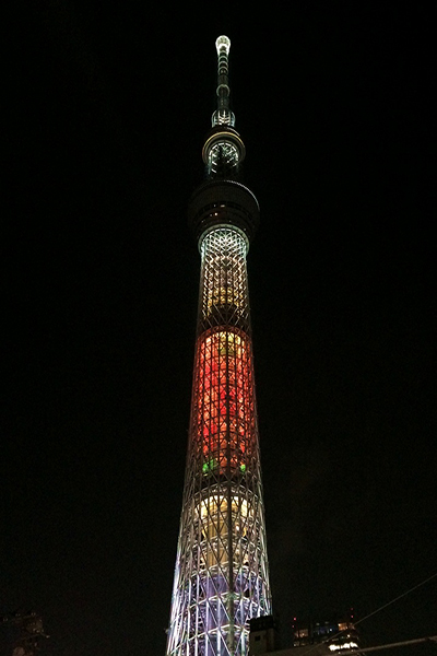 東京晴空塔在塔身點亮40萬顆光球，讓整座晴空塔化身照亮東京的聖誕樹 (圖片來源／Tokyo Skytree)
