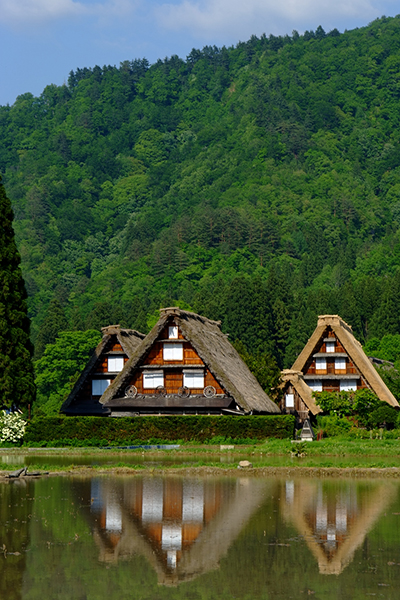 其他季節來也可觀賞到世界文化遺產的美 (圖片來源／白川村役場)