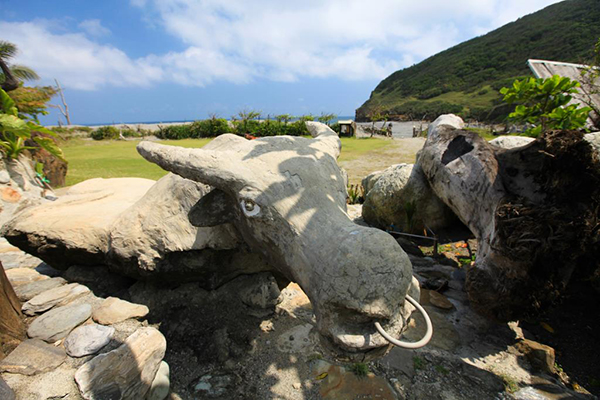 牛山呼庭的特色木頭作品牛山 (圖片來源／花蓮縣政府)