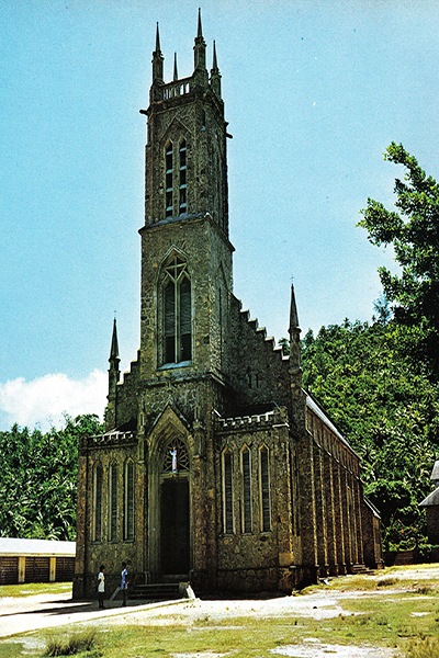 塞席爾群島之一 - 馬埃島上的天主教聖法蘭西斯教堂 (圖片來源／Wikipedia)