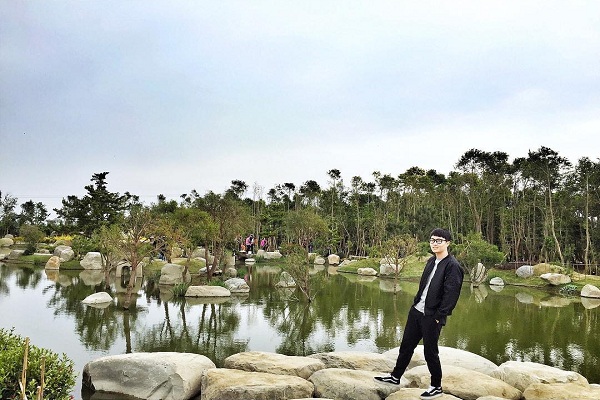 澄霖沉香觀光休閒農場的景觀水池，成為熱拍新景點 (圖片提供／IG：kai_shiang_lin)