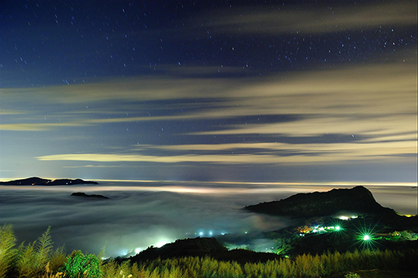 烏嘎彥景觀露營區的琉璃夜景 (圖片來源／烏嘎彥的天空、攝影／傅冠華)