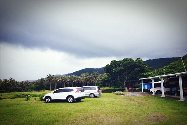 WaDa野居露營區的翠綠大草原 (圖片來源／WaDa野居露營區)