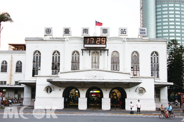 臺南火車站啟用於日治時期（1900年5月）。(圖片提供／台南市政府)